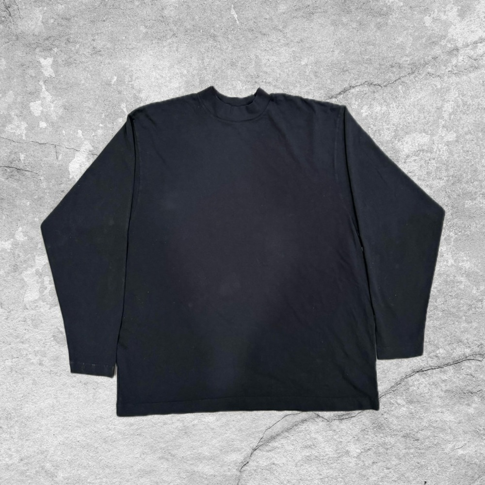 Yeezy long sleeve SAMPLE tee